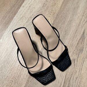 Elegant Black Croc-Effect Heels